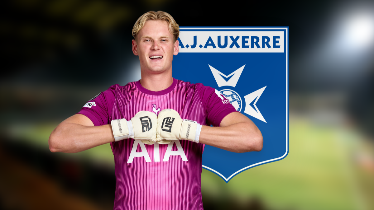 Auxerre interested in loan move for Tottenham's Antonín Kinský hero image
