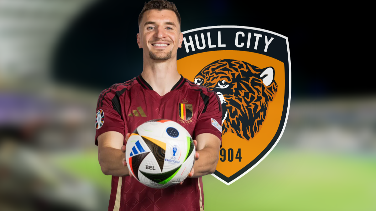 Hull City named as interested in free agent Thomas Meunier hero image