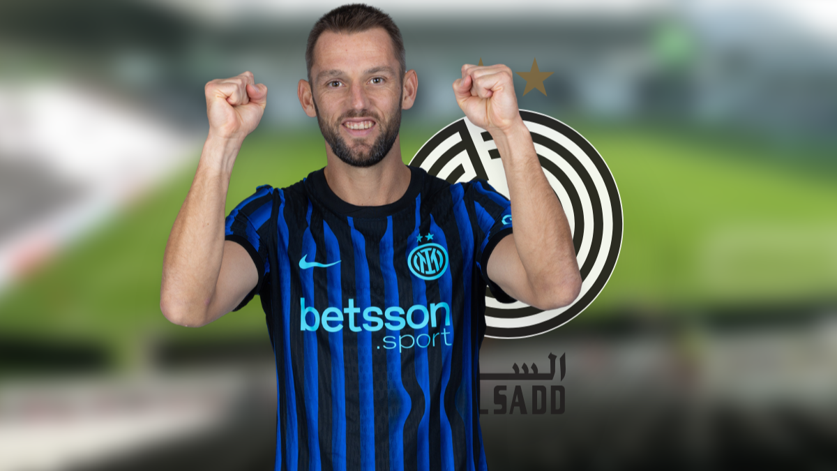 Stefan de Vrij linked with move to Al Sadd hero image