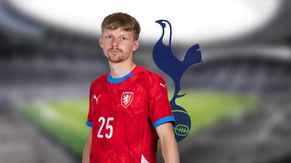 Tottenham among four English clubs monitoring Pavel Šulc hero image