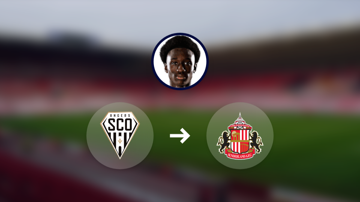 Wrexham submits record bid for Angers striker Sidiki Cherif hero image